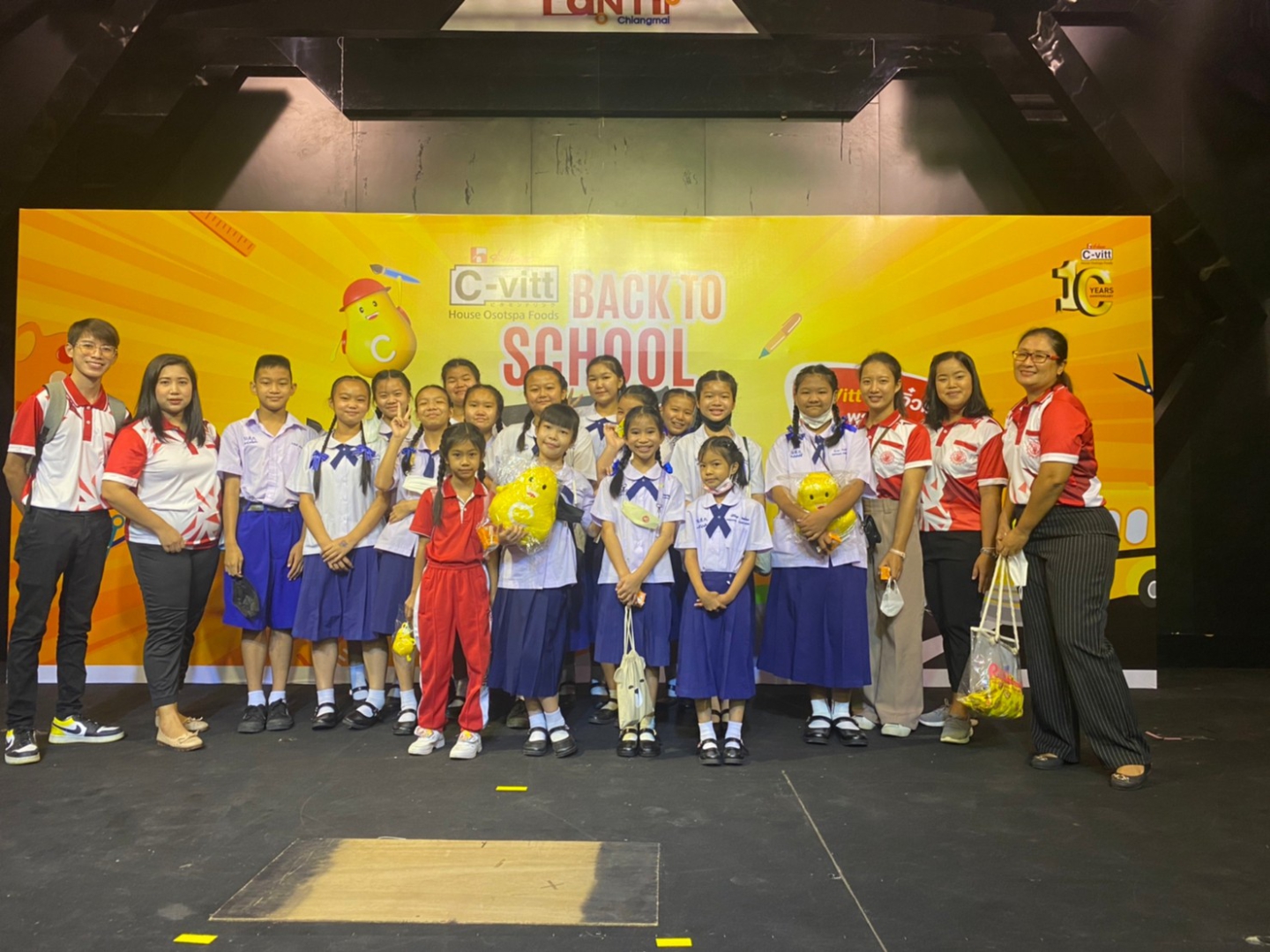20220806120557(1).jpg - โรงเรียนบ้านสันกำแพงได้รับรางวัลชนะเลิศ และรองชนะเลิศอันดับ 1 รวม เป็นตัวแทนภาคเหนือในการแข่งขันต่อในระดับประเทศ ที่จังหวัดกรุงเทพมหานคร | https://bsk.ac.th/new