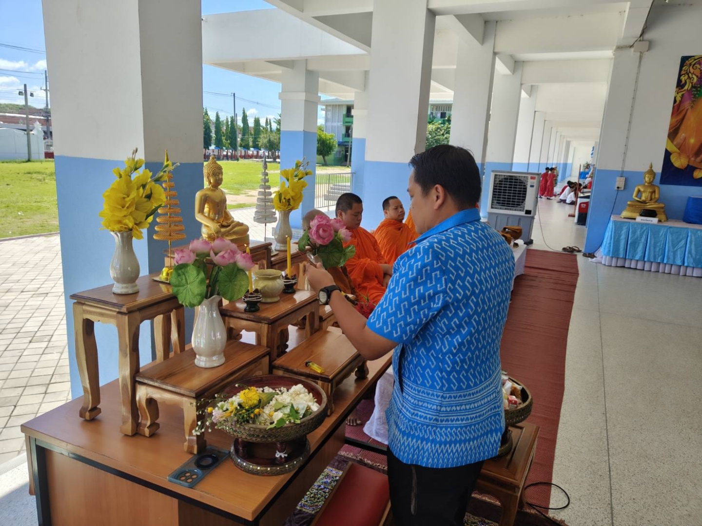 20240812233511(1).jpg - กิจกรรมพิธีทำบุญตักบาตร ถวายเป็นพระราชกุศล สมเด็จพระนางเจ้าสิริกิต์ พระบรมราชินีนาถ พระบรมราชชนนีพันปีหลวง เนื่องในโอกาสวันเฉลิมพระชนมพรรษา 12 สิงหาคม 2567 | https://bsk.ac.th/new